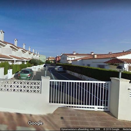 Вилла Casa Sant Antoni Maria Claret Камбрильс Экстерьер фото