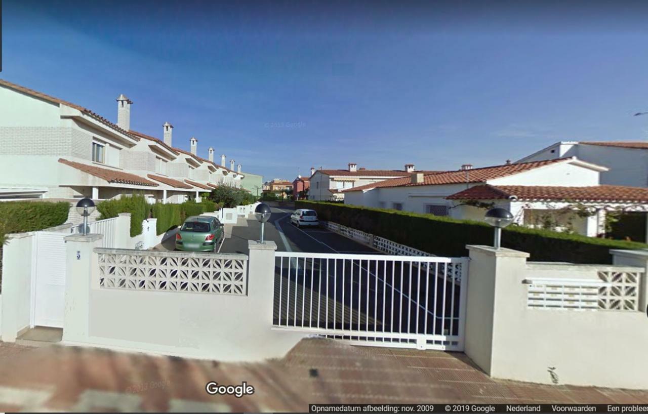 Вилла Casa Sant Antoni Maria Claret Камбрильс Экстерьер фото